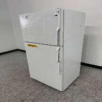 GE Household Refrigerator/Freezer Combo image 1